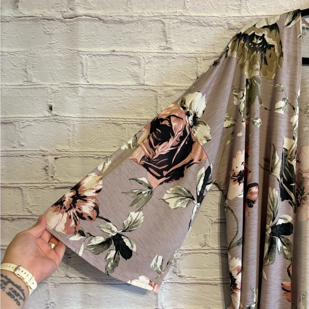 🌿5/$25 Chic Soul Open Floral Cardigan - Picture 2 of 8